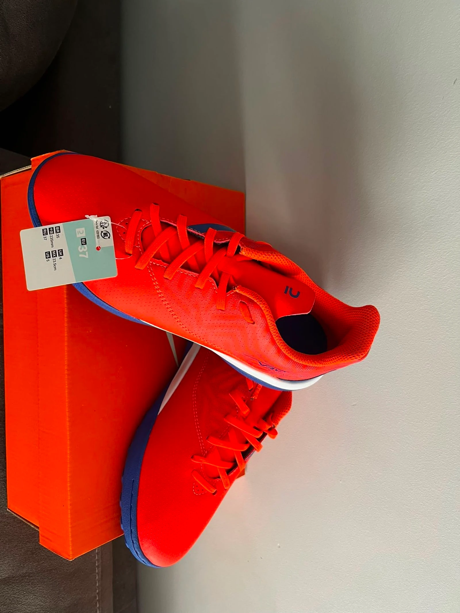Zapatillas futbol sala Kipsa talla 37 – photo 2